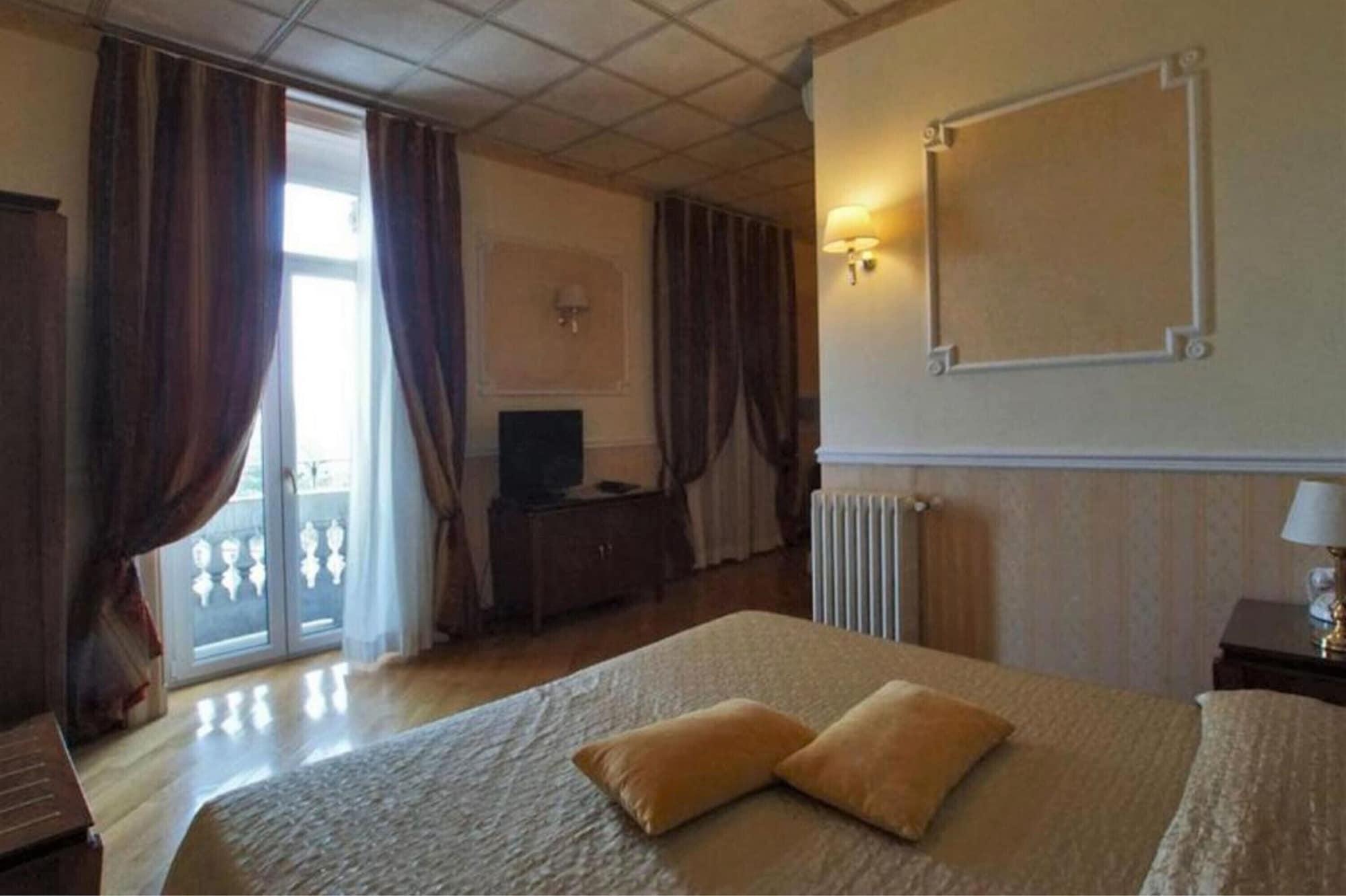 Grand Hotel Regina Salsomaggiore Salsomaggiore Terme Ngoại thất bức ảnh